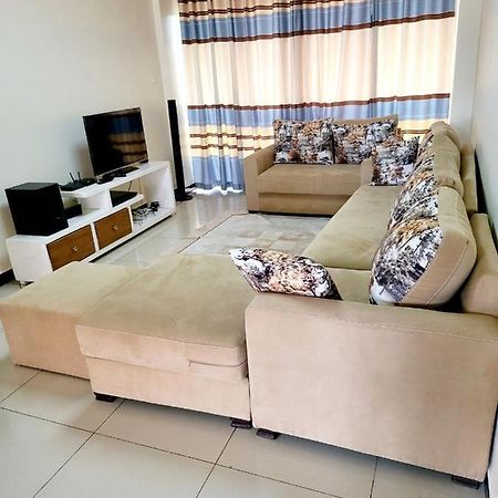 2 Bedroom Luxury Apartment In Kilimani ナイロビ エクステリア 写真