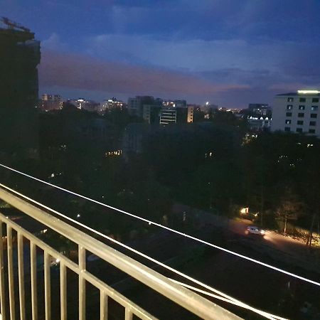 2 Bedroom Luxury Apartment In Kilimani ナイロビ エクステリア 写真