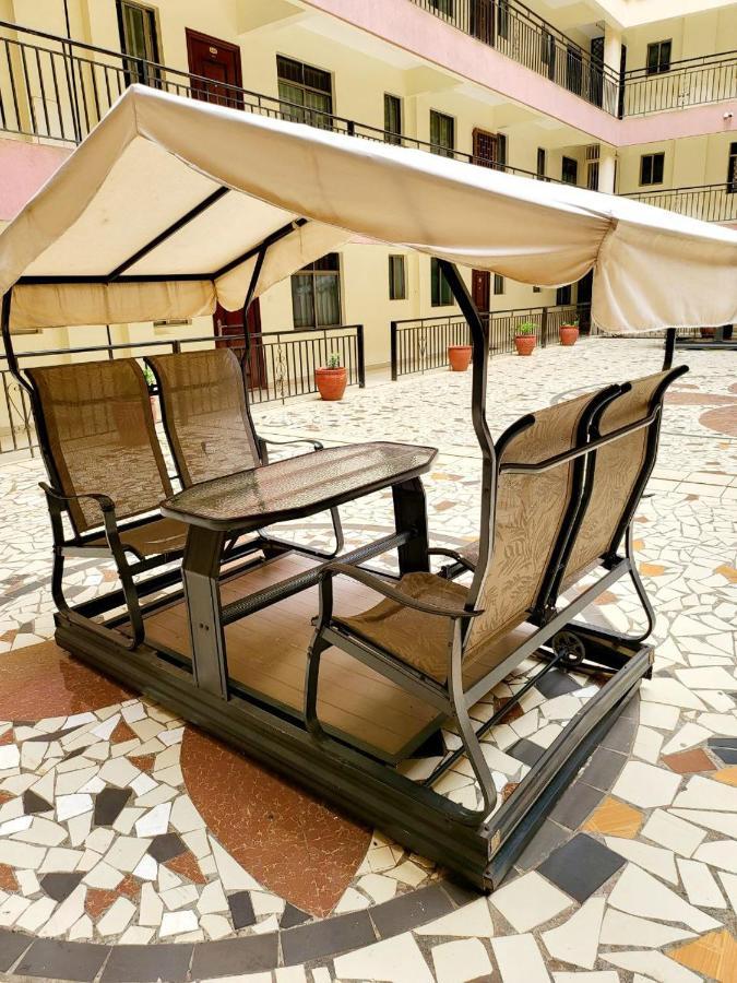 2 Bedroom Luxury Apartment In Kilimani ナイロビ エクステリア 写真