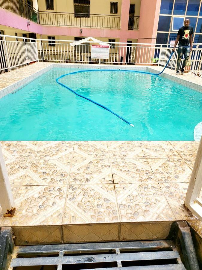 2 Bedroom Luxury Apartment In Kilimani ナイロビ エクステリア 写真