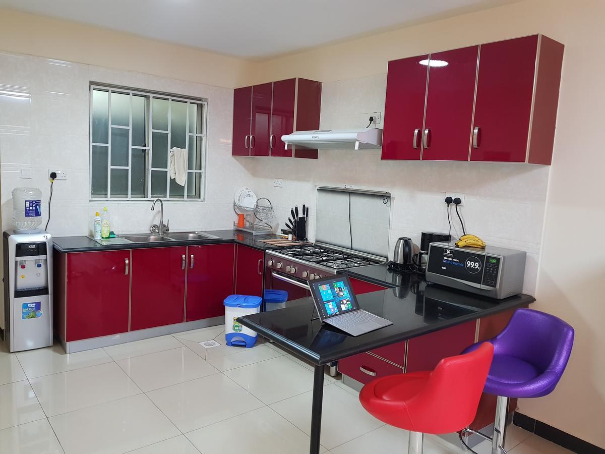 2 Bedroom Luxury Apartment In Kilimani ナイロビ エクステリア 写真