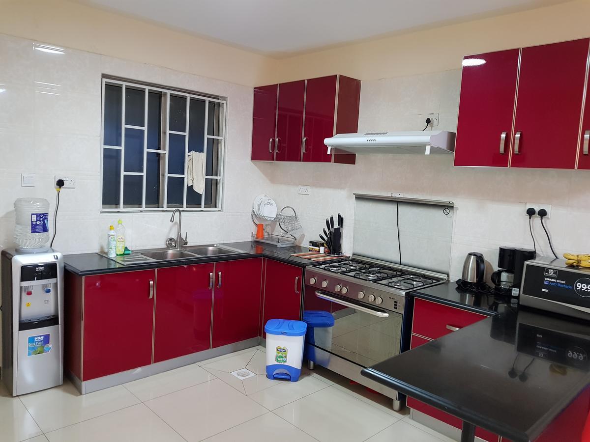 2 Bedroom Luxury Apartment In Kilimani ナイロビ エクステリア 写真